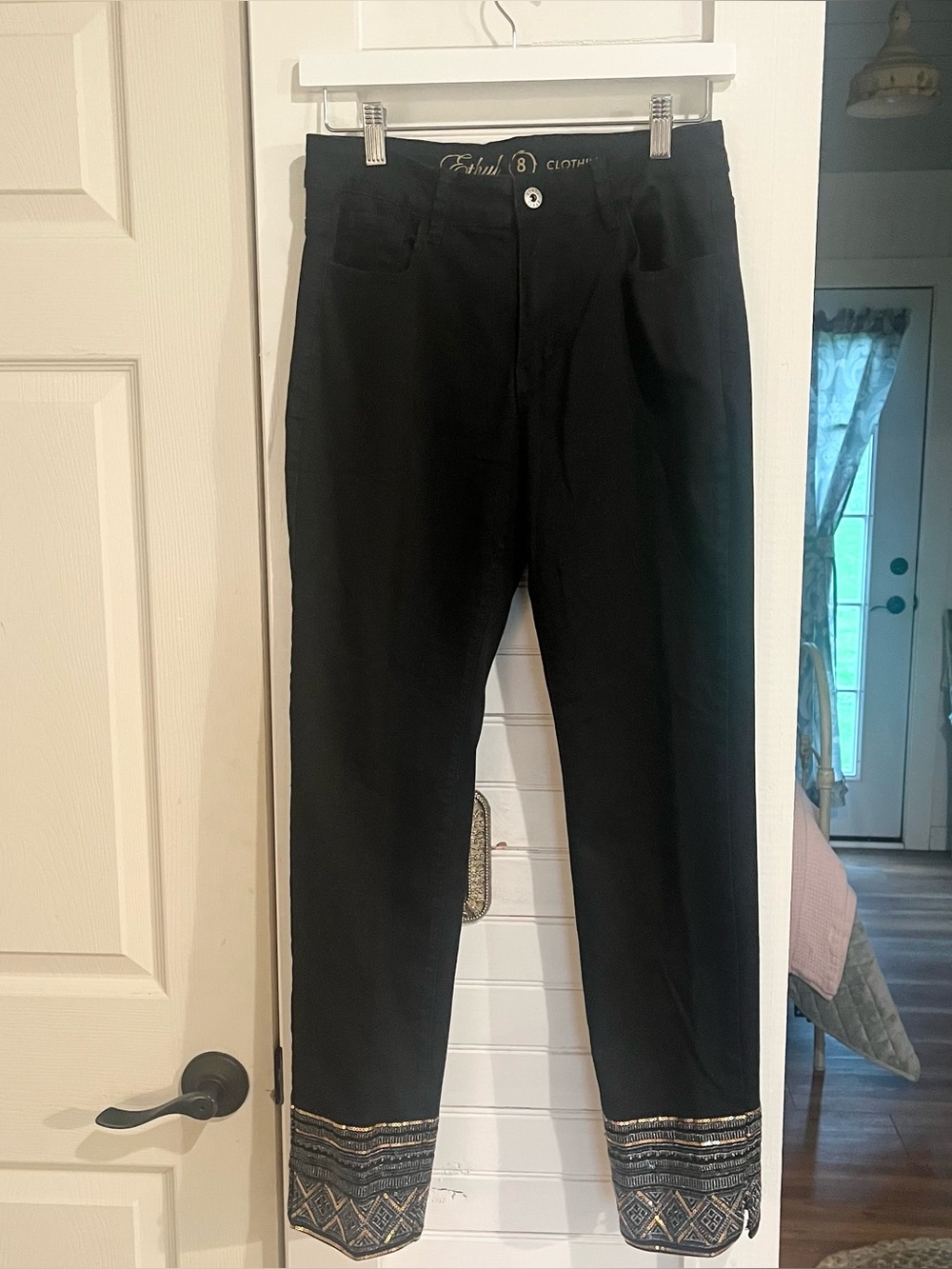 Embellished Hem Straight Leg Pants - Black